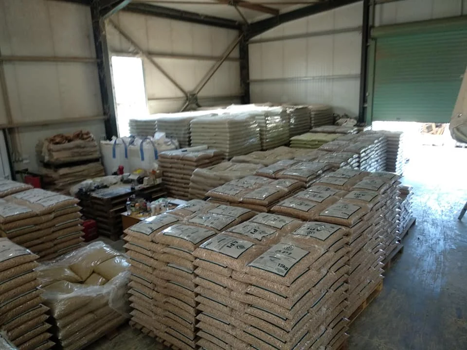 wood pellets warehouse2244.jpg