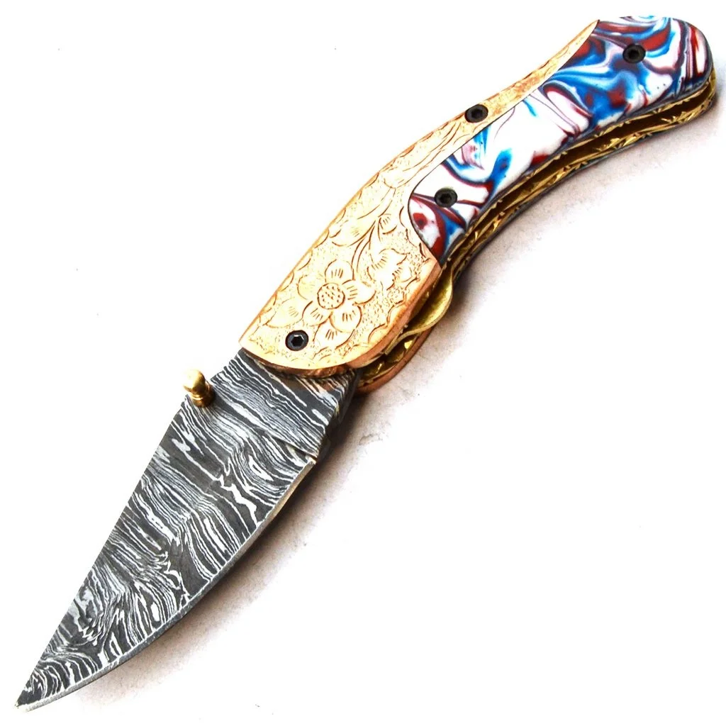 
 Складной/карманный нож ручной работы из дамасской стали с ручкой из листа смолы  
