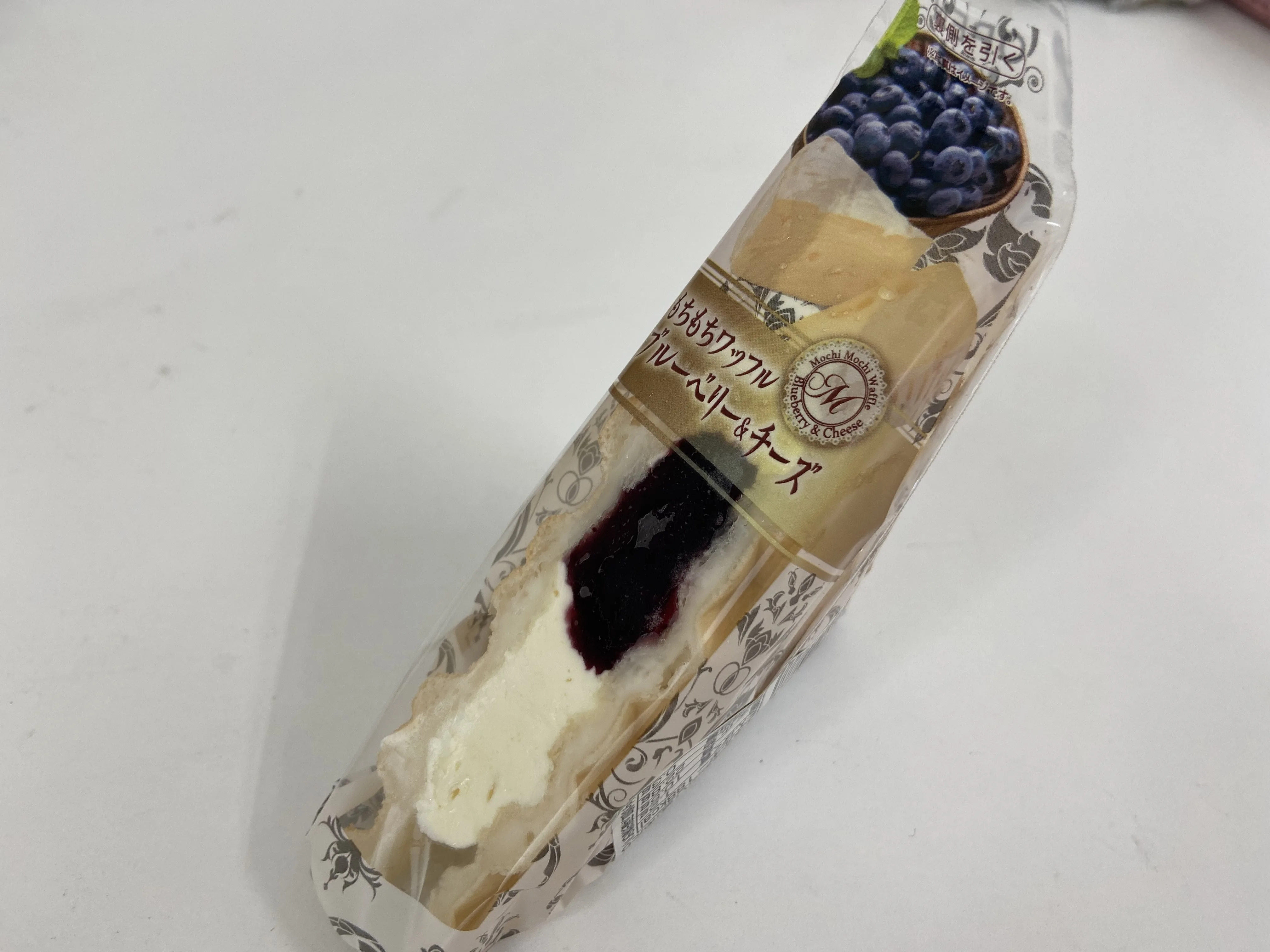 
Frozen Mochi Waffle Matcha 