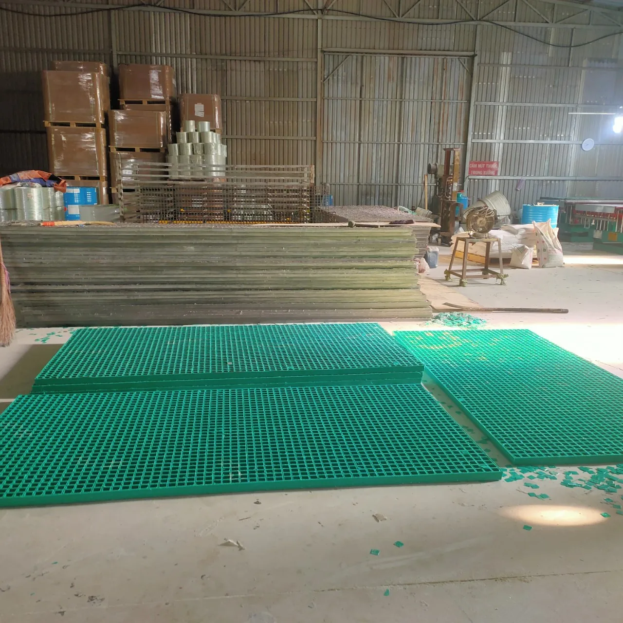 Anti-slip Flame Retardant Composite Grating FRP Green with Glass Fiber and Additives