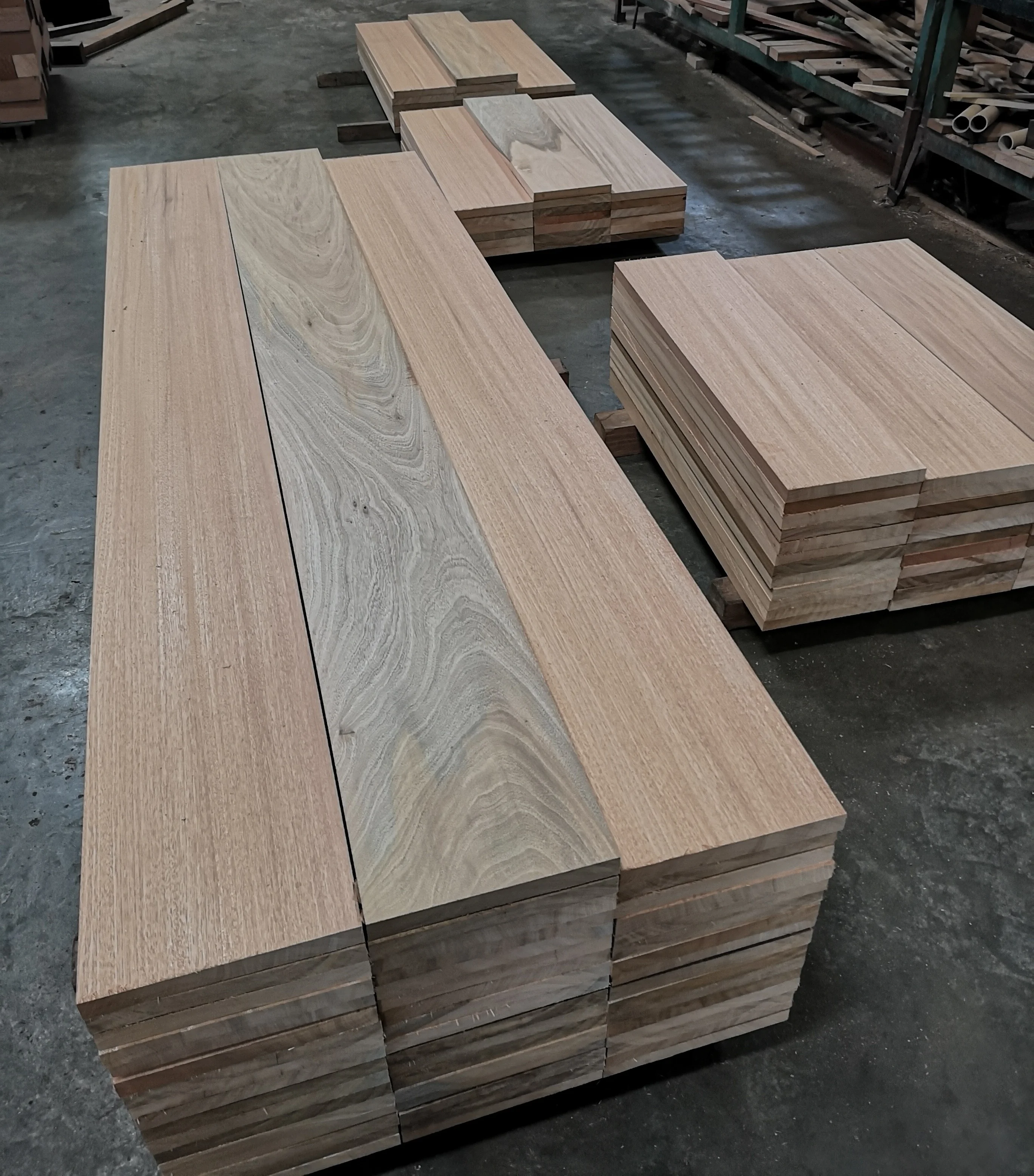 Premium Quality Melunak S4S Dressed Timber Board Model Number Lumber