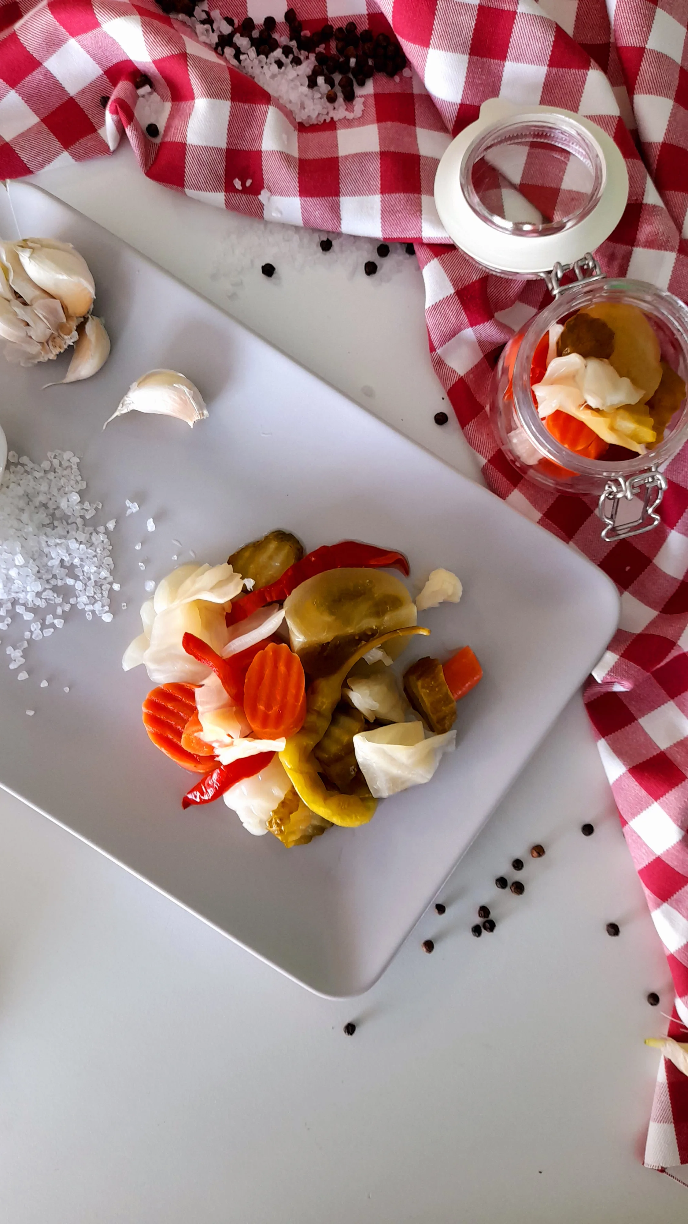 Абсолютно новый и самый продаваемый Оптовый продукт-смешанные Марины-стеклянная банка объемом 660 куб. См