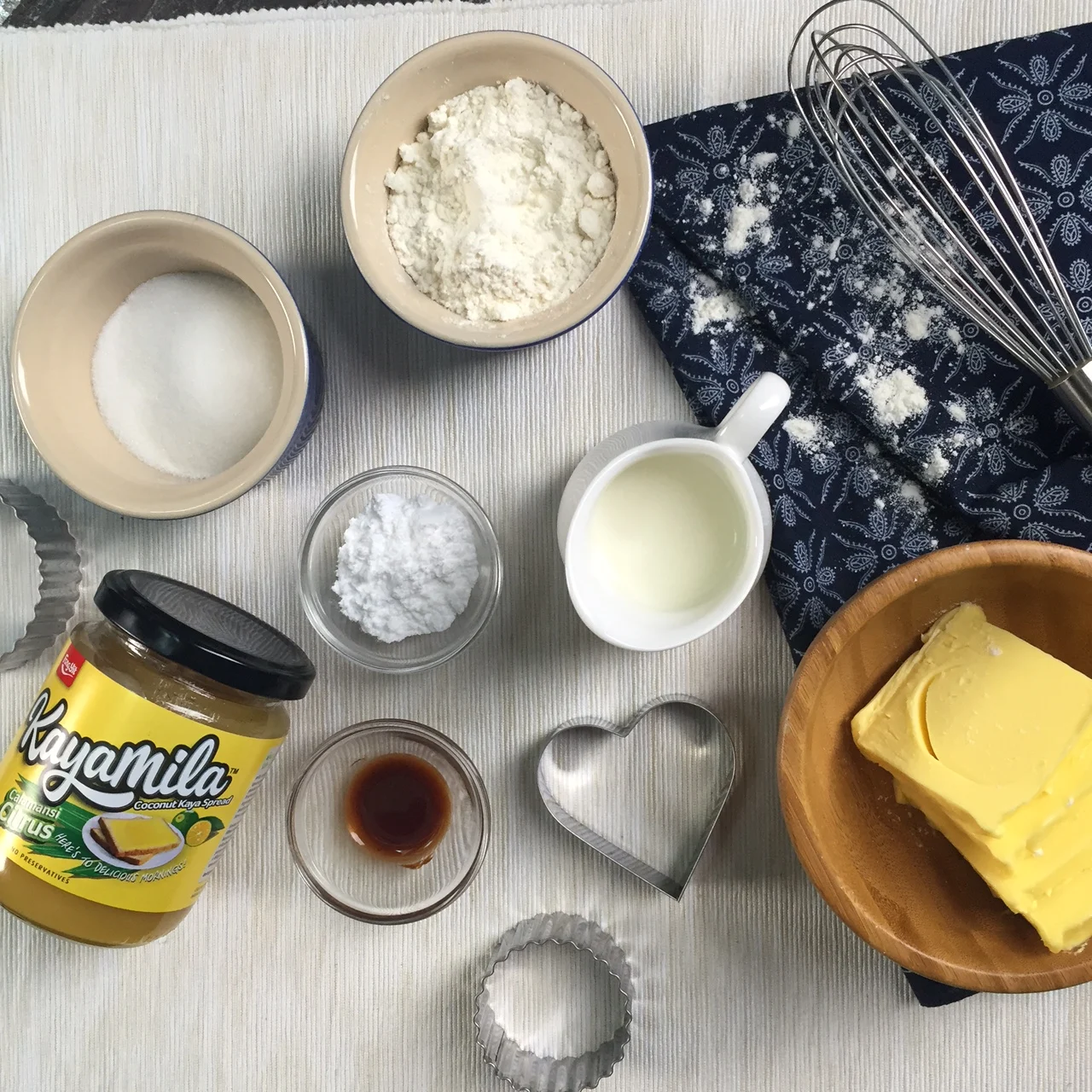 Hot Selling Product 2021 1KG Packet Bag FSSC 22000 & Halal Certification Fong Yit Traditional XO Kaya Fruit Jam From Singapore