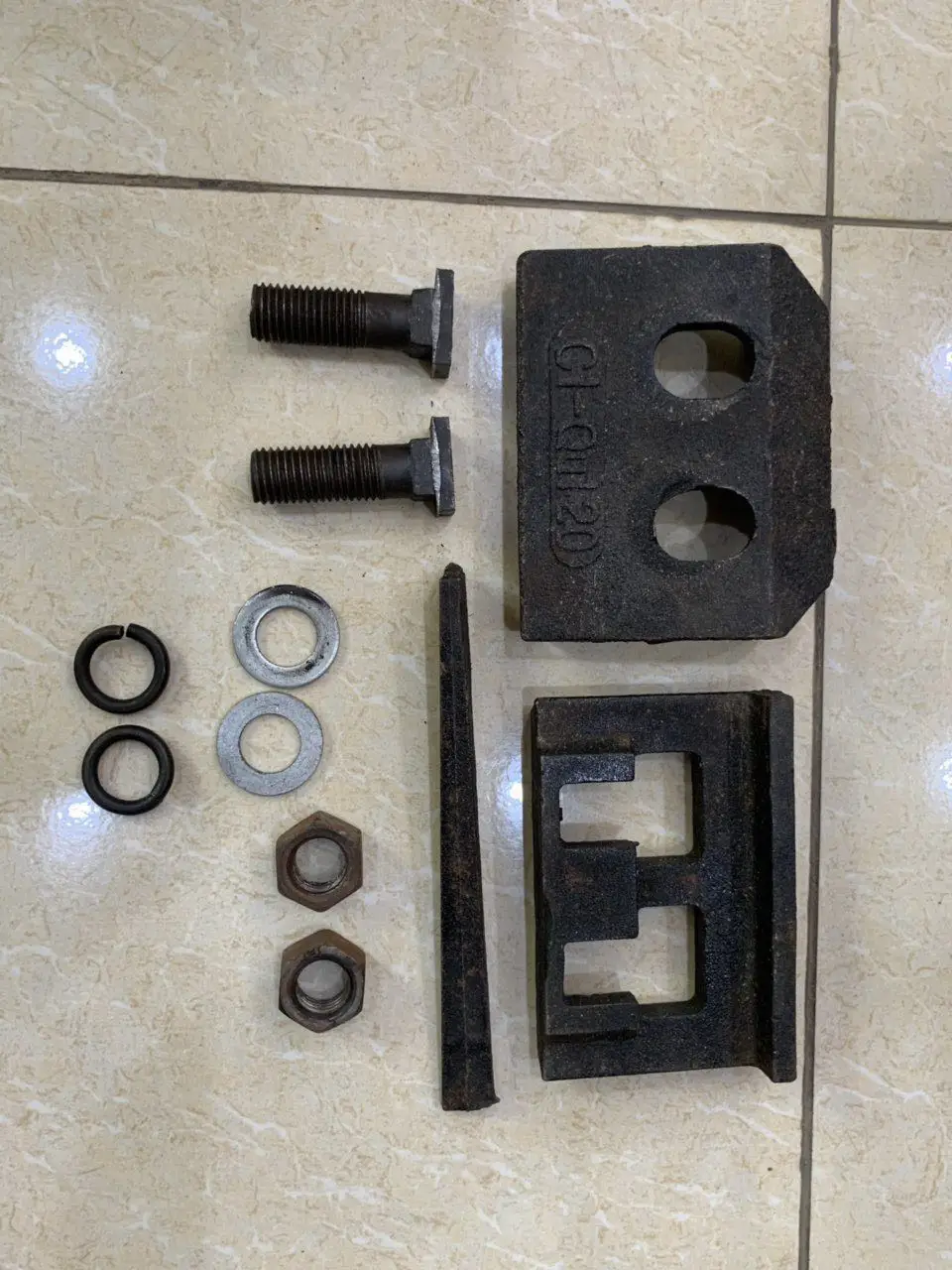 railway spare parts rail pressure clamp device