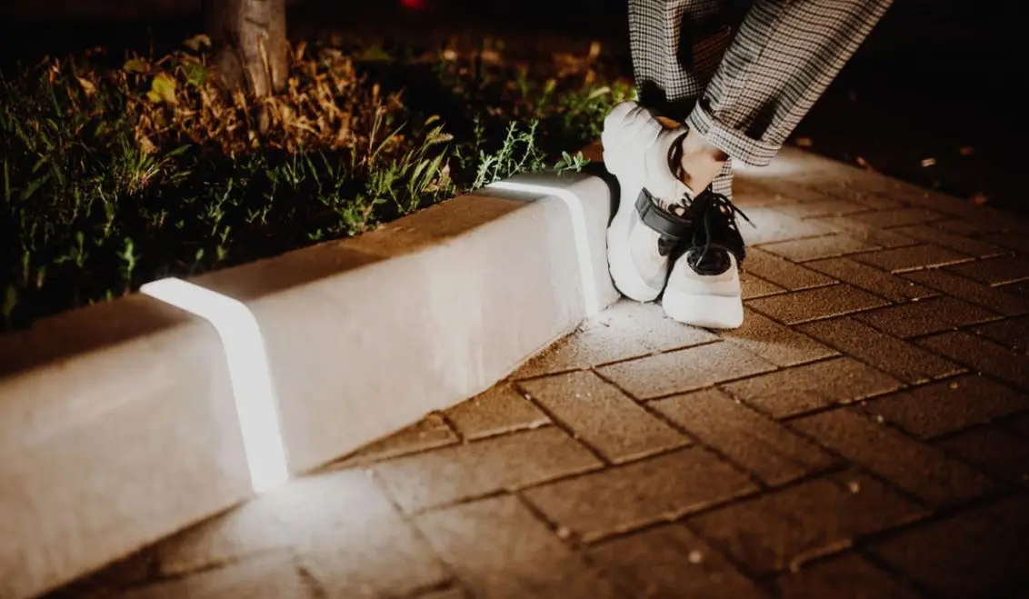 IP67 2.5W 4W IK10 Recessed Driveway LED Road Pavement Curbstone Light For Road Decoration