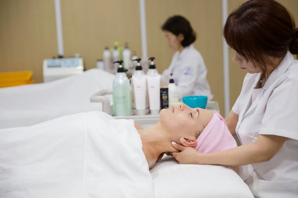 ISO GMP  Korean  cosmetics dark circle anti-aging anti wrinkle eye bag removal whitening  Natural Eye renewal essence cream 50g