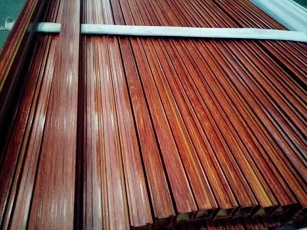 6063 Алюминиевый экструзионный профиль для окон и дверей с алюминиевым профилем электрофореза Алюминиевые профильные фитинги