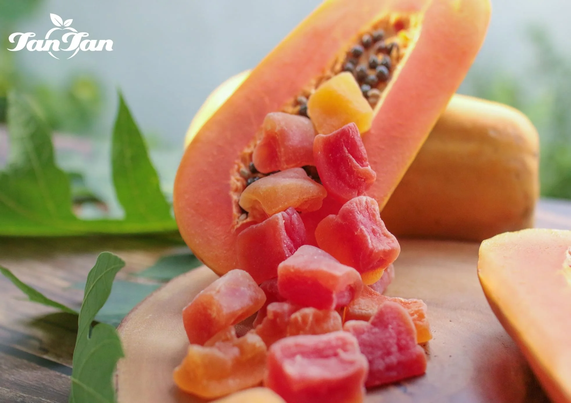 Dried Fruit Dried Papaya Low Sugar High Quality 100% Natural  OEM Professional From Thailand 2021