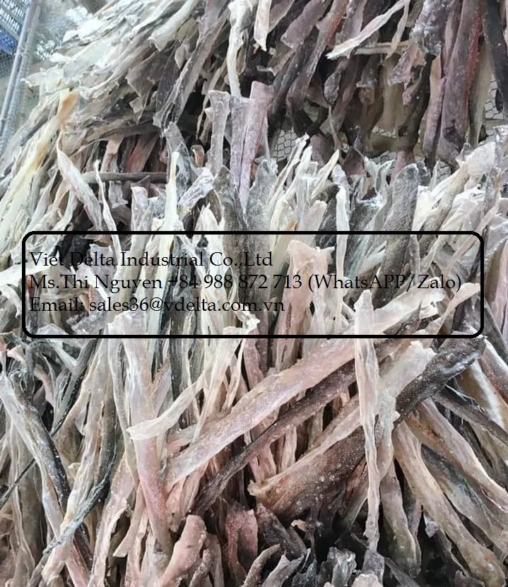 Salmon Skin Snack / Fish Skin Snack / Dried Salmon Skin High Quality From Vietnam (Ms.Thi Nguyen +84 988 872 713)