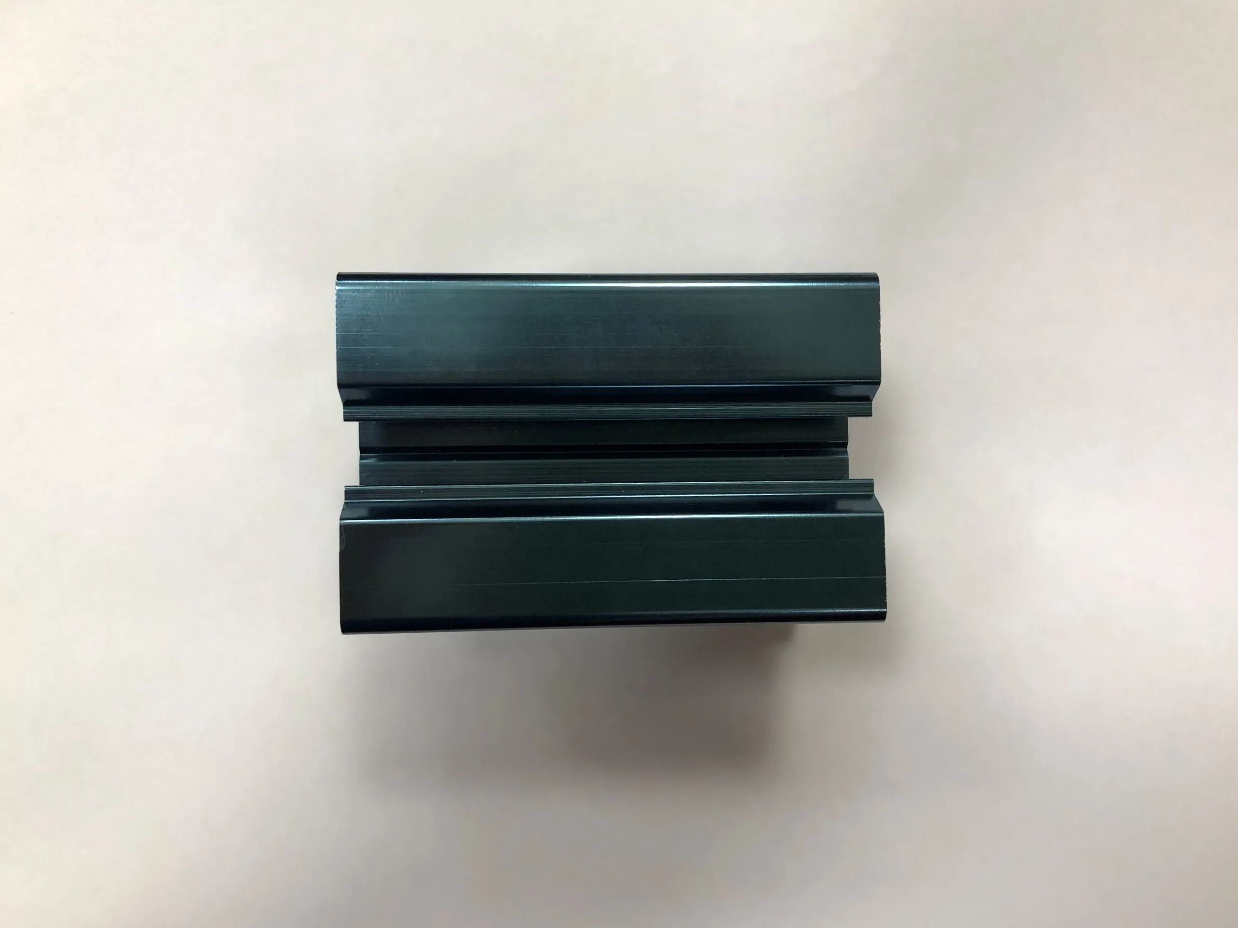 Изготовленный на заказ синий Анодированный Алюминиевый Экструдер 40x40 T-slot от Shalumi