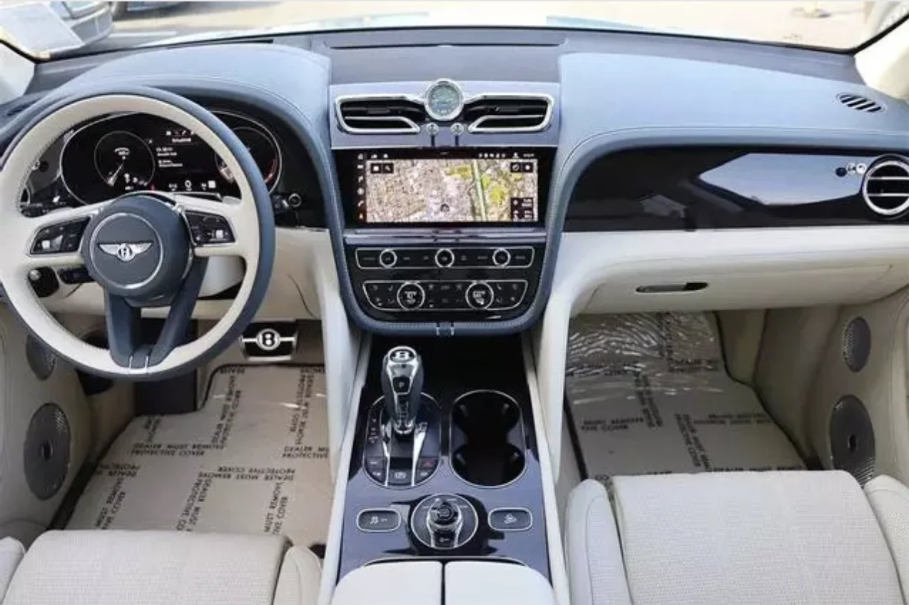 New 2022 Bentley Bentayga V8