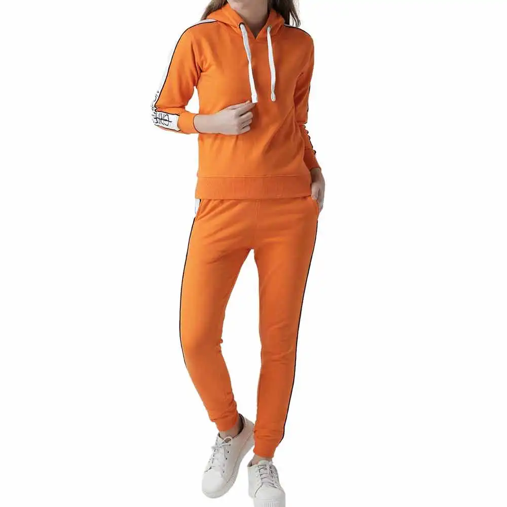 
 Женские удобные спортивные костюмы для продажи  