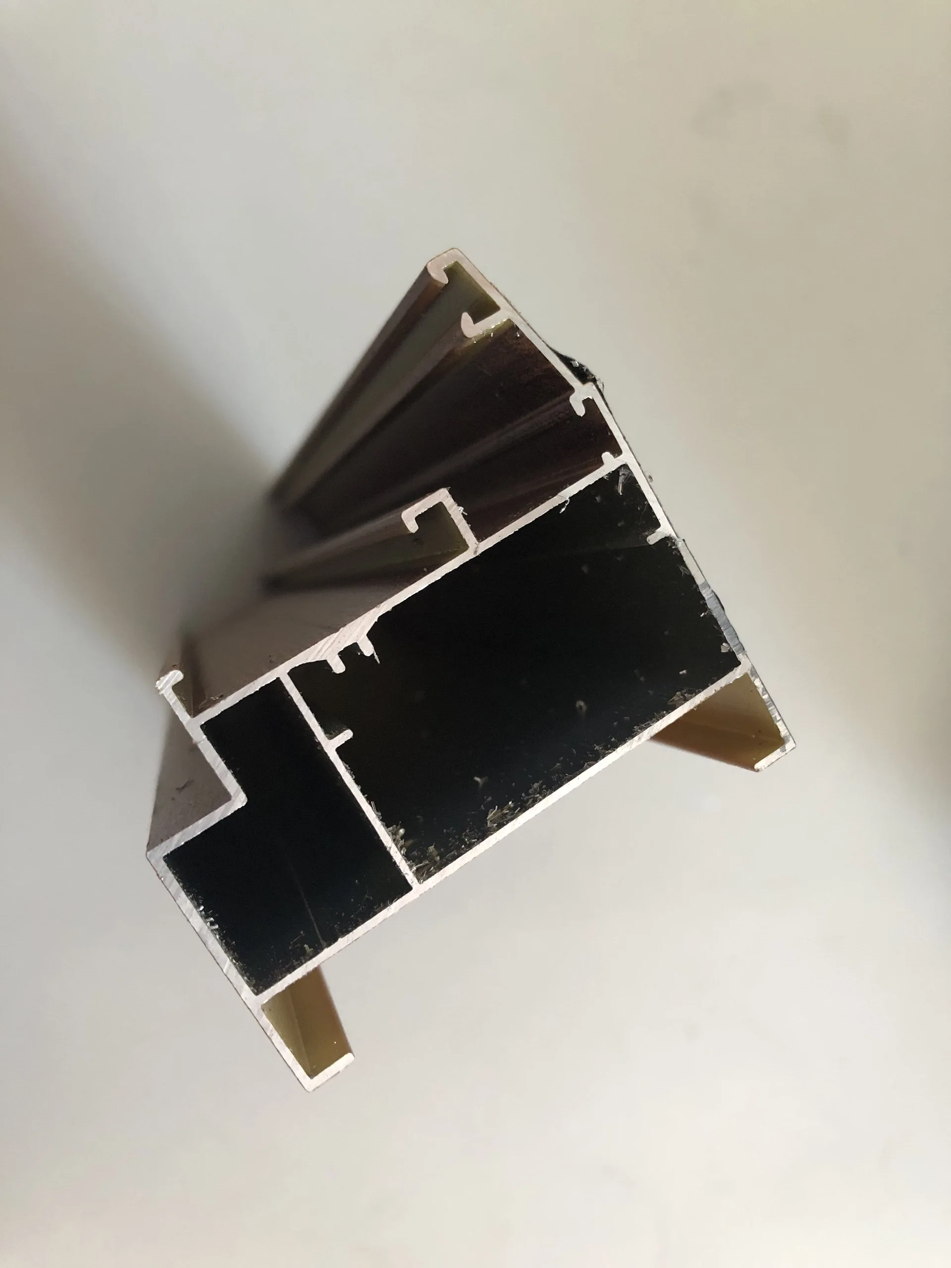 Shalumi South African Rosewood Grain Aluminum Profile for Window and Door