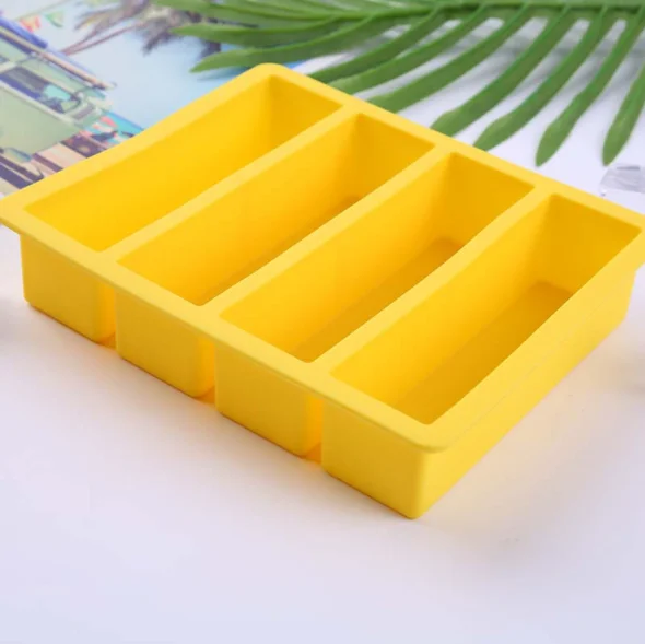 2021 Wholesale Food Grade Rectangular 4 grid Rectangle Ice Cube Tray Long Strip Ice Cream Mold