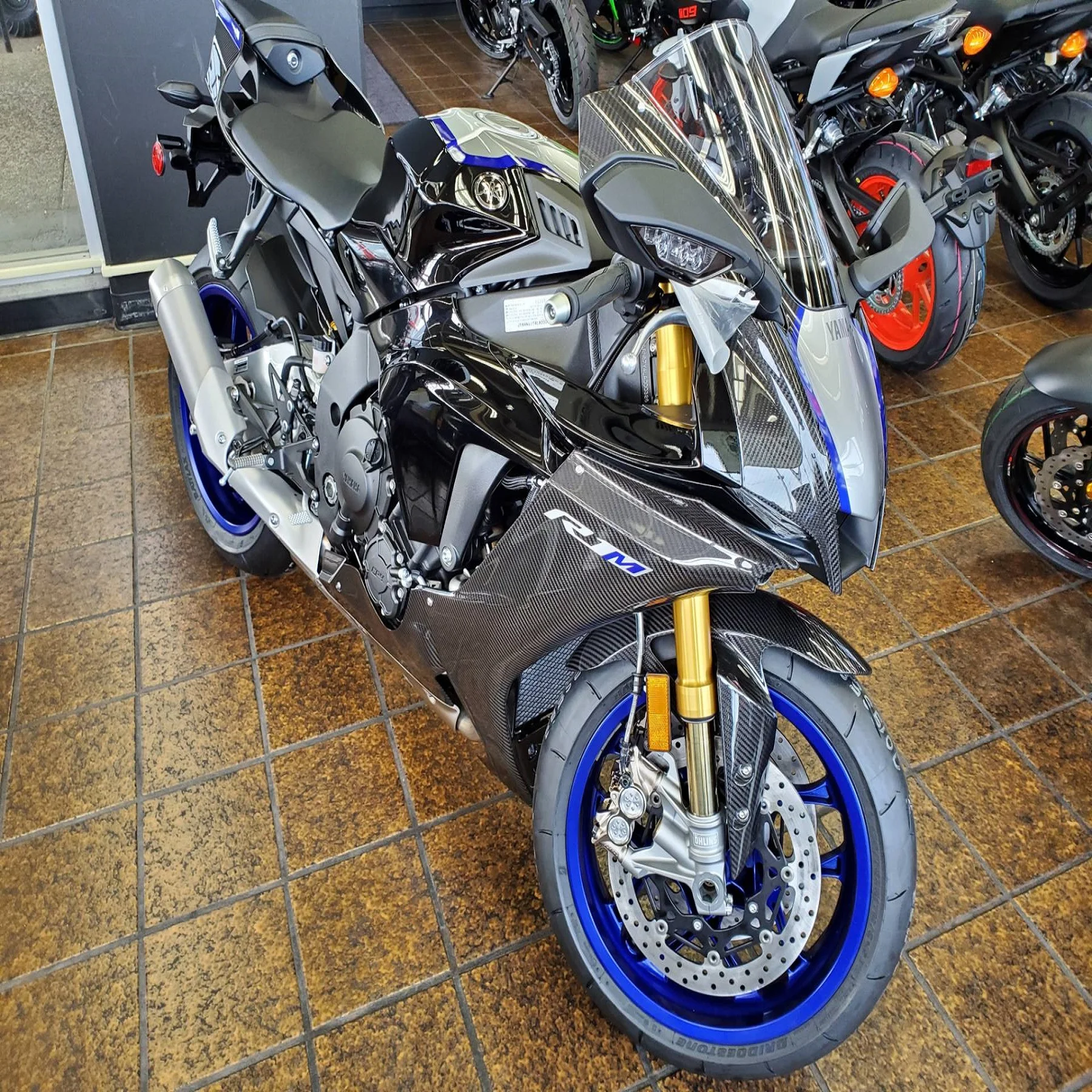 DISCOUNT SALES 2021 YAMAHAs YZF-R1M