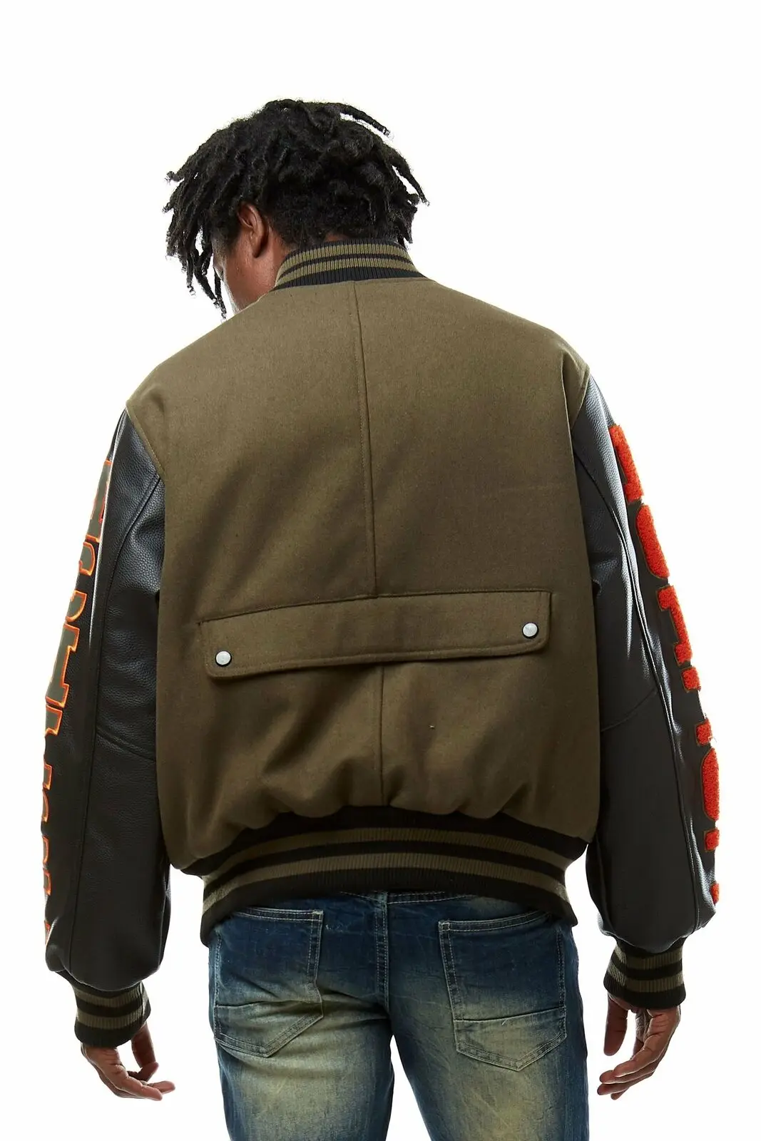 Letterman куртки/Куртки с надписью/Куртки нашивками из синели именем на