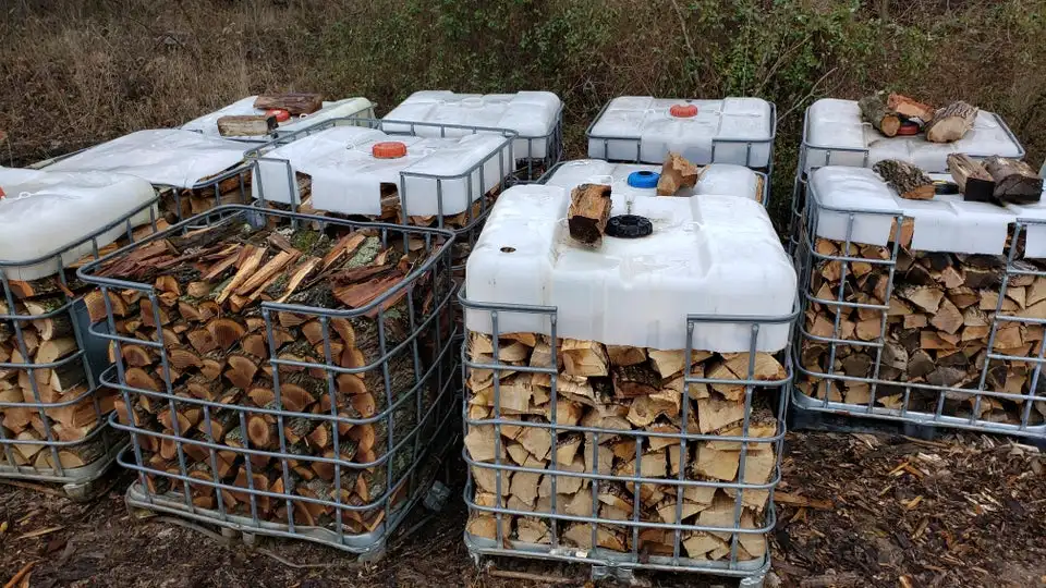 Bulk 100% oak Firewood on Pallets at Cheap Prices Firewood,Pine Firewood