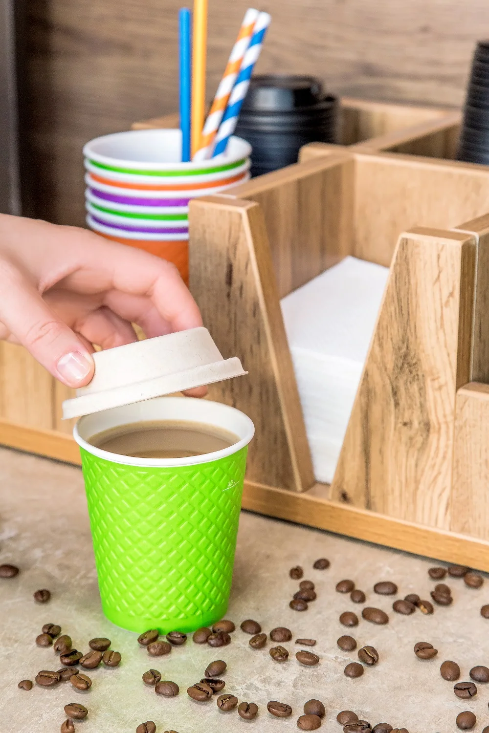
Disposable Double Wall & Ripple Insulation Paper Cup Waffle Color Mix 250 ml / 8 Oz Coffee Paper Cup Made Of Craft Cardboard 
