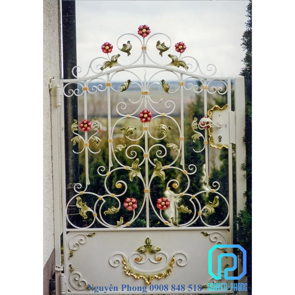 High Standard OEM Custom Wrought Iron Main Entry Gates Fence