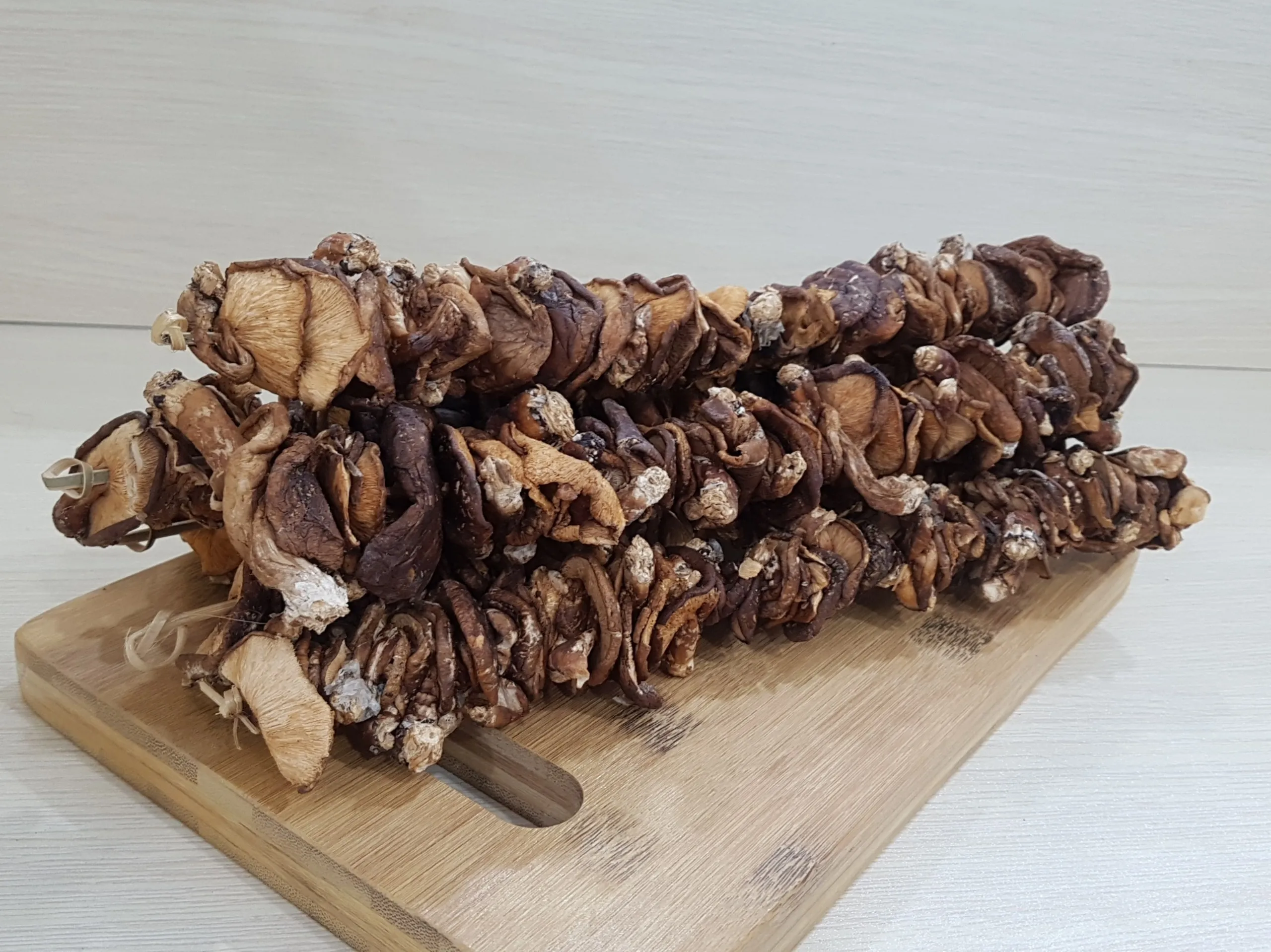 Сушеные органические грибы, оптовая цена, новый урожай, 2021, высокое качество, сушеные шишишированные грибы, органические сушеные продукты питания