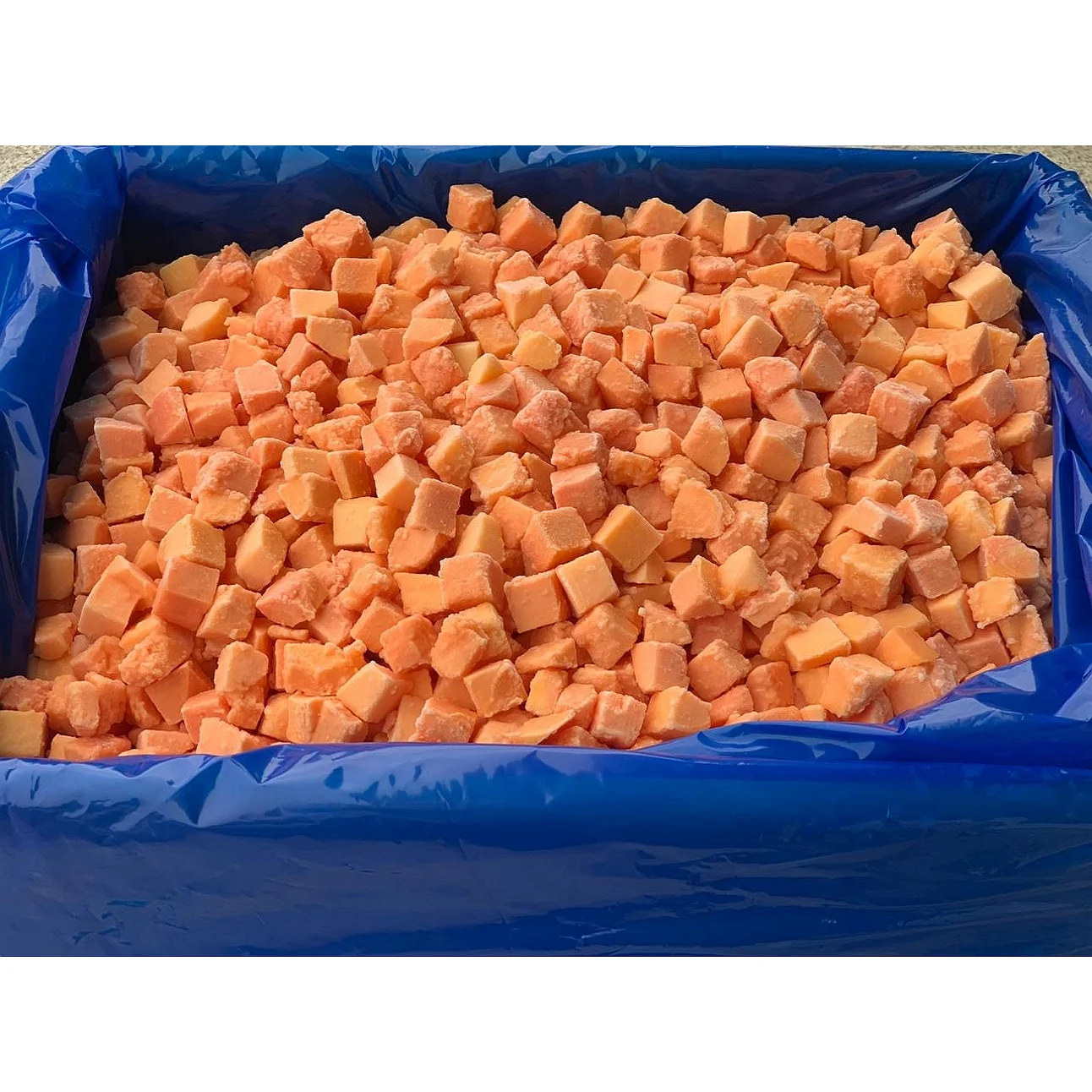 Frozen papaya cubes/puree from Vietnam with best price (Whatsapp: +84906880004 (Mr.Dat)
