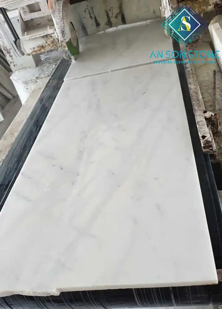 2021 hot sale 24x24 Vietnam carrera white marble tiles on sale