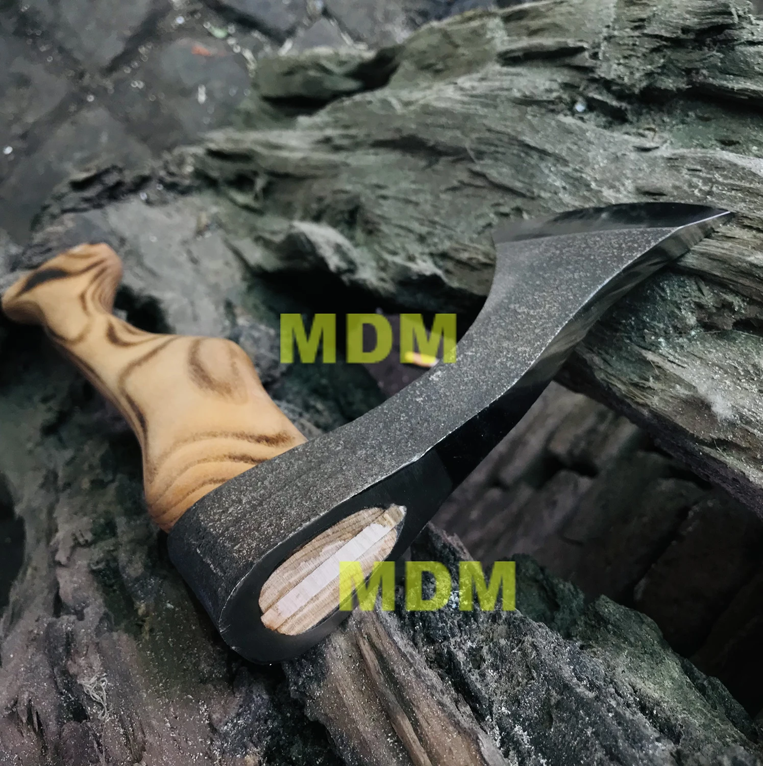 custom Outdoor Multi Functional Camping Hammer Axe Tomahawk Axe