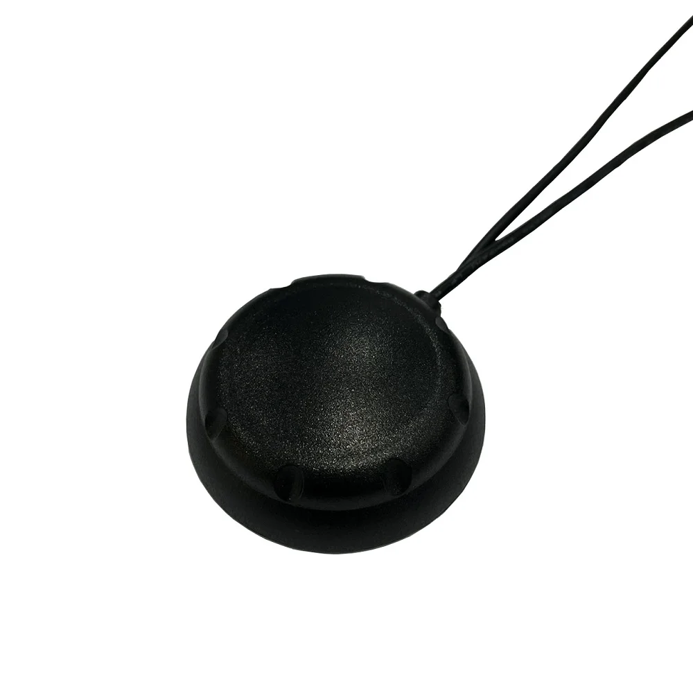 Combined Antenna For Communication