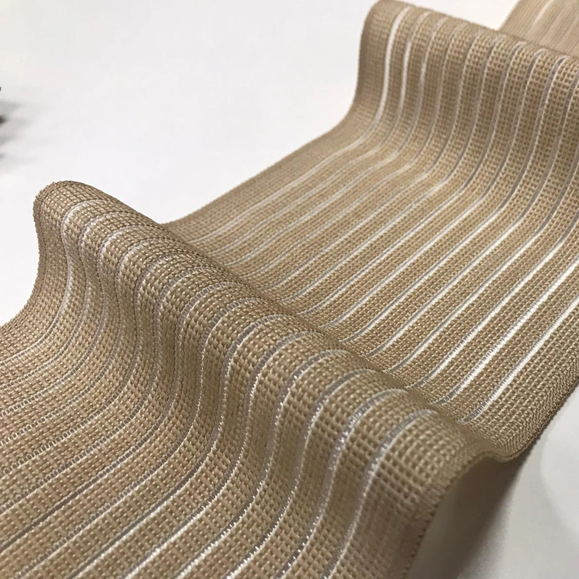 Breathable fish line elastic band