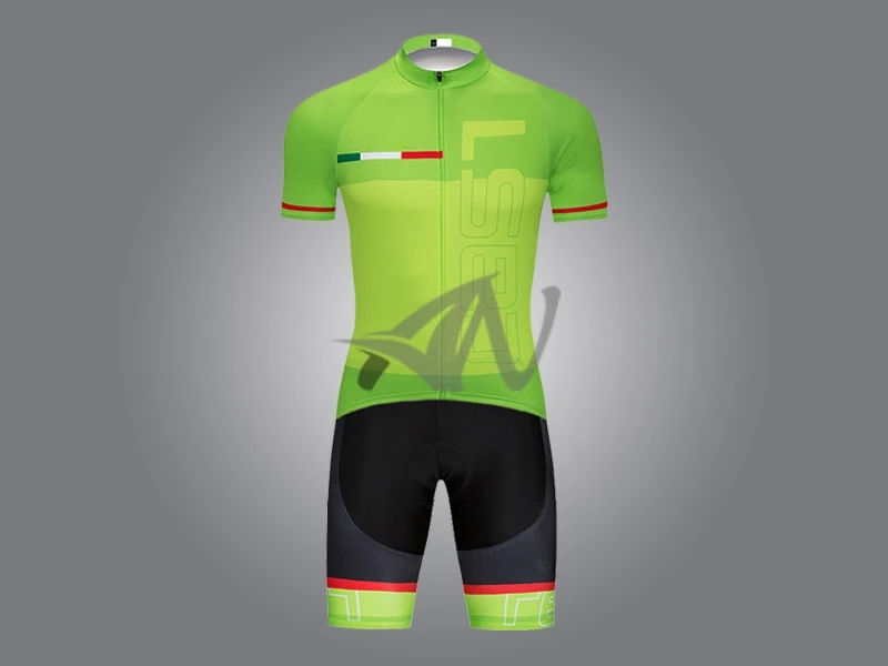 
Cycling Uniform cycling wear 