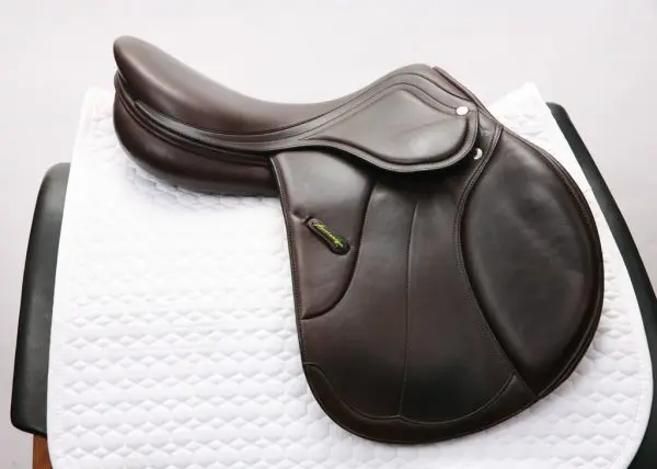 English jumping Horse Riding Saddles