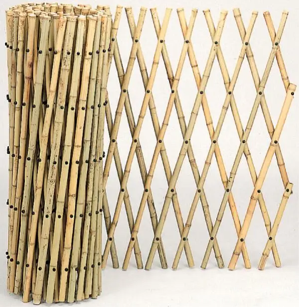 High Quality Bamboo Slat Rolled Fence Bamboo Slat Screening Half Round Black Bamboo Fence Size Customized +84947900124