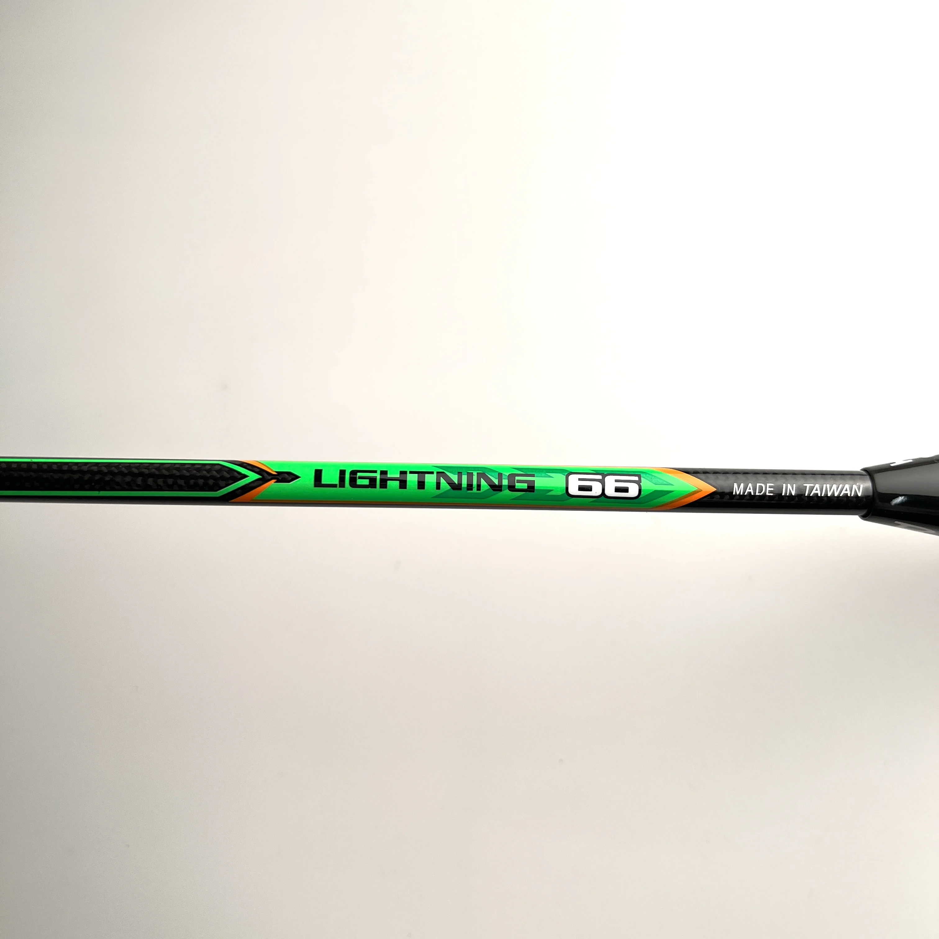 2024 Wholesale customized graphite high-end badminton racket flexible