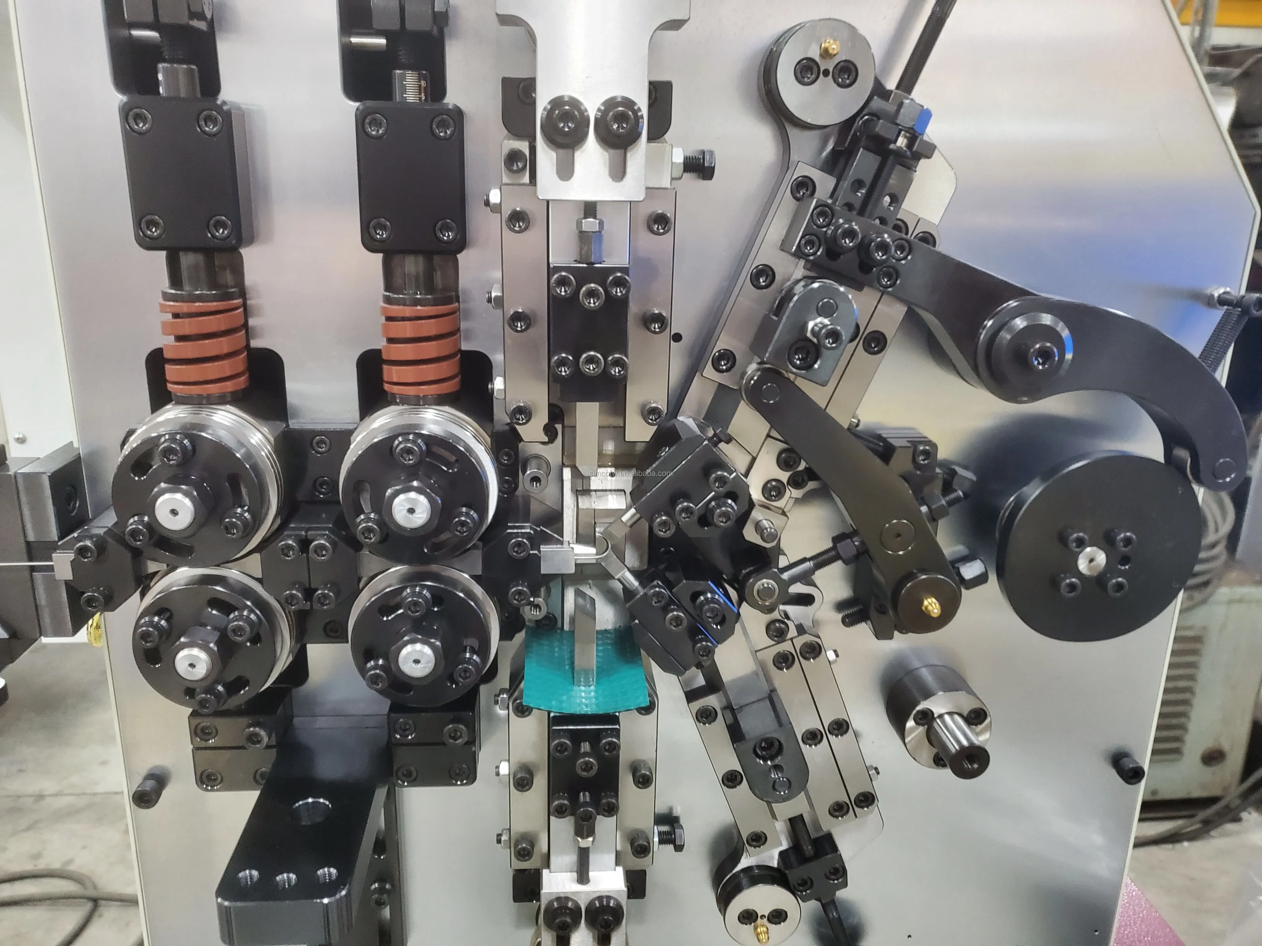 Taiwan 5 Axis 1.8 mm cnc spring making machine