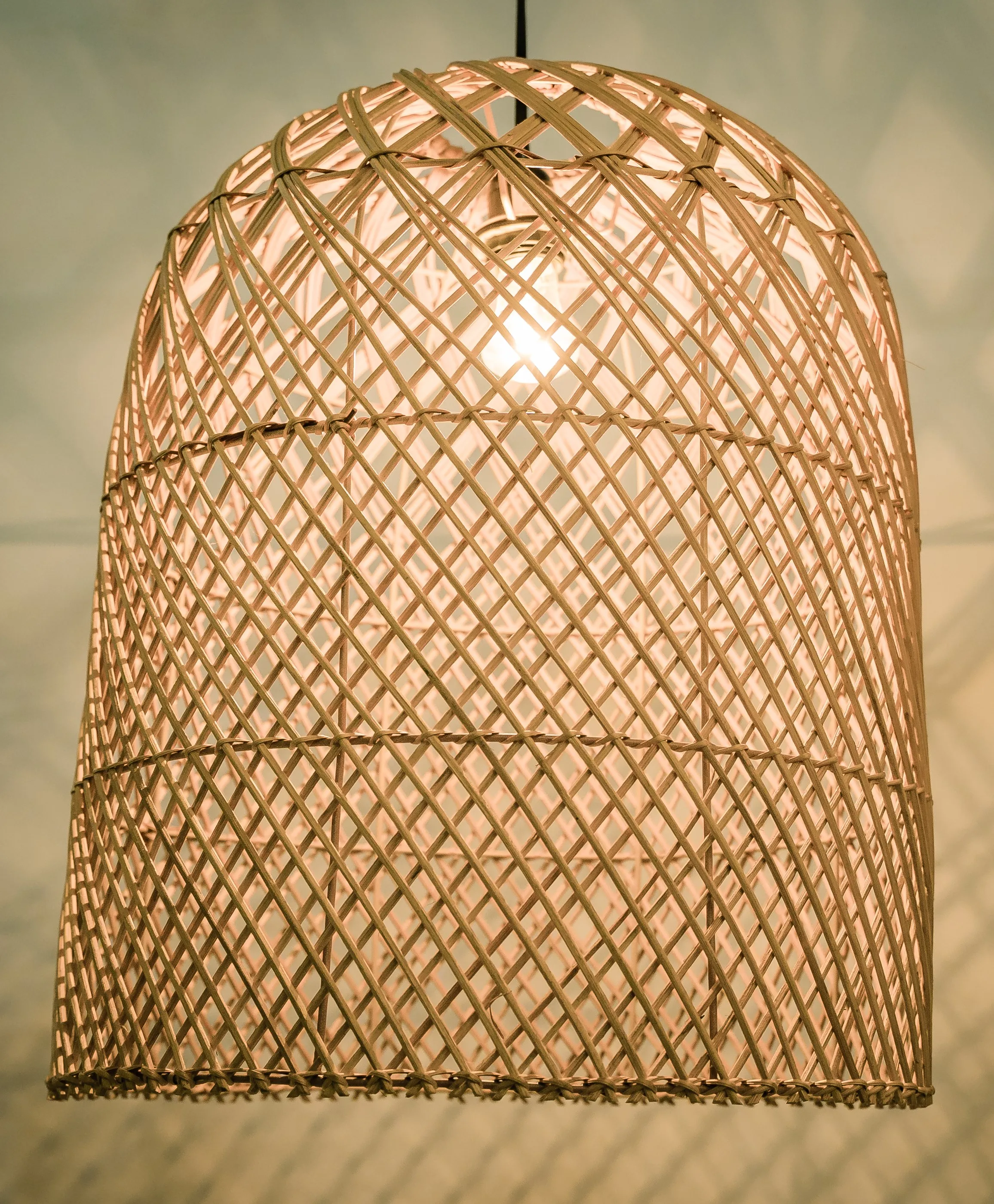 
Antique rustic style rattan bamboo hanging lamp woven lantern pendant light made in Vietnam 