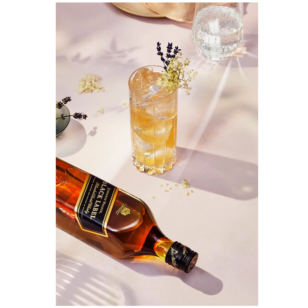 100ml Blended Black Label Whisky JW Scotch 40% Alcohol in Full Rich Notes of Wood Smoke Dry Spice