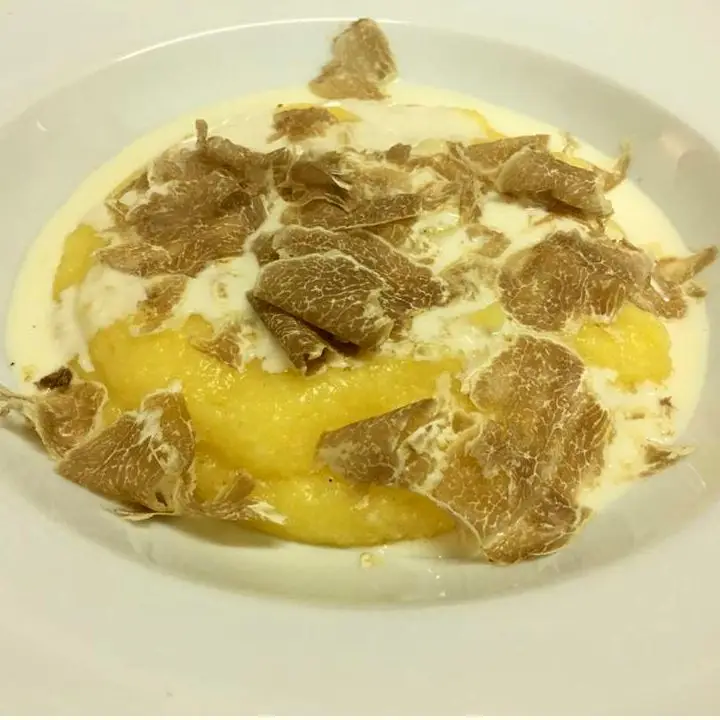 100% made in Italy Corn flour yellow for instant polenta whit truffle 250g polenta ready in few minutes to be delivered