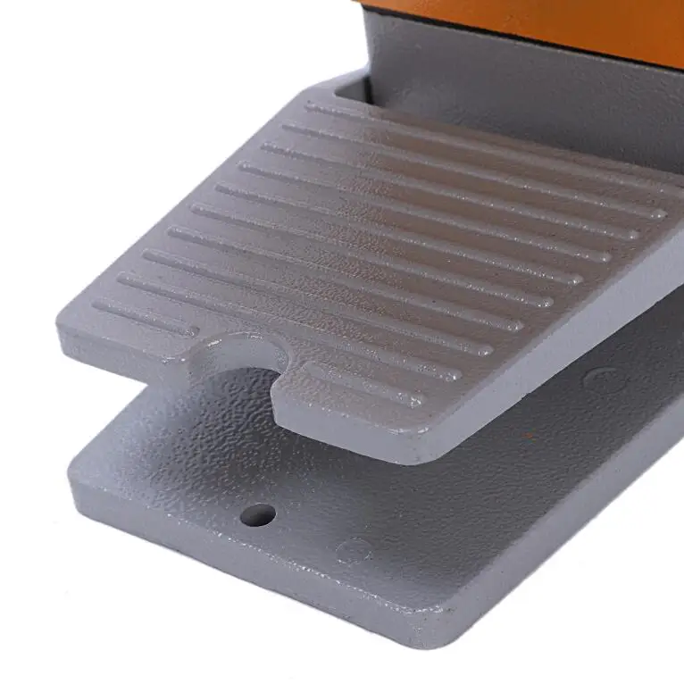 LT4 Foot Switch Aluminium Case Treadle Pedal Switch for Machine Tool Control Silver Contact