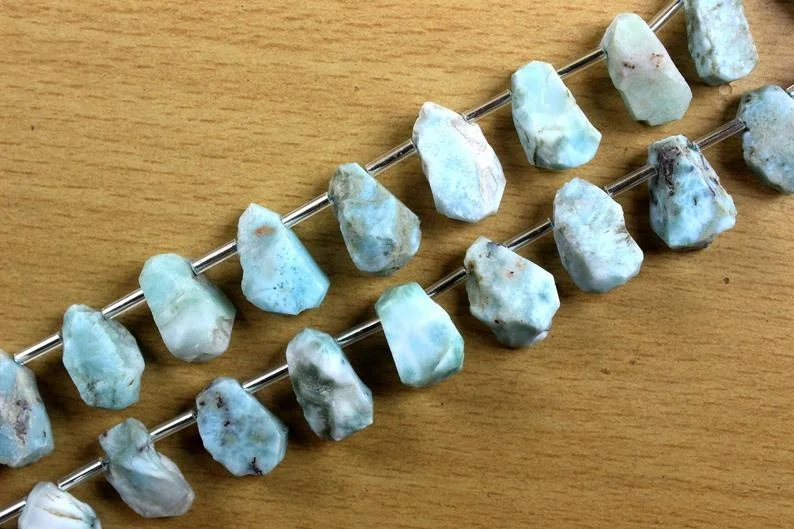 Best Quality 1 Strand Natural Blue Larimar Gemstone Uneven Shape Untreated Rough For Making Jewelry Wholesale