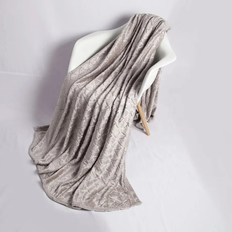 
Fuzzy Jacquard Shell Pattern Plush Throw Flannel Fleece Blanket with Gift Box 