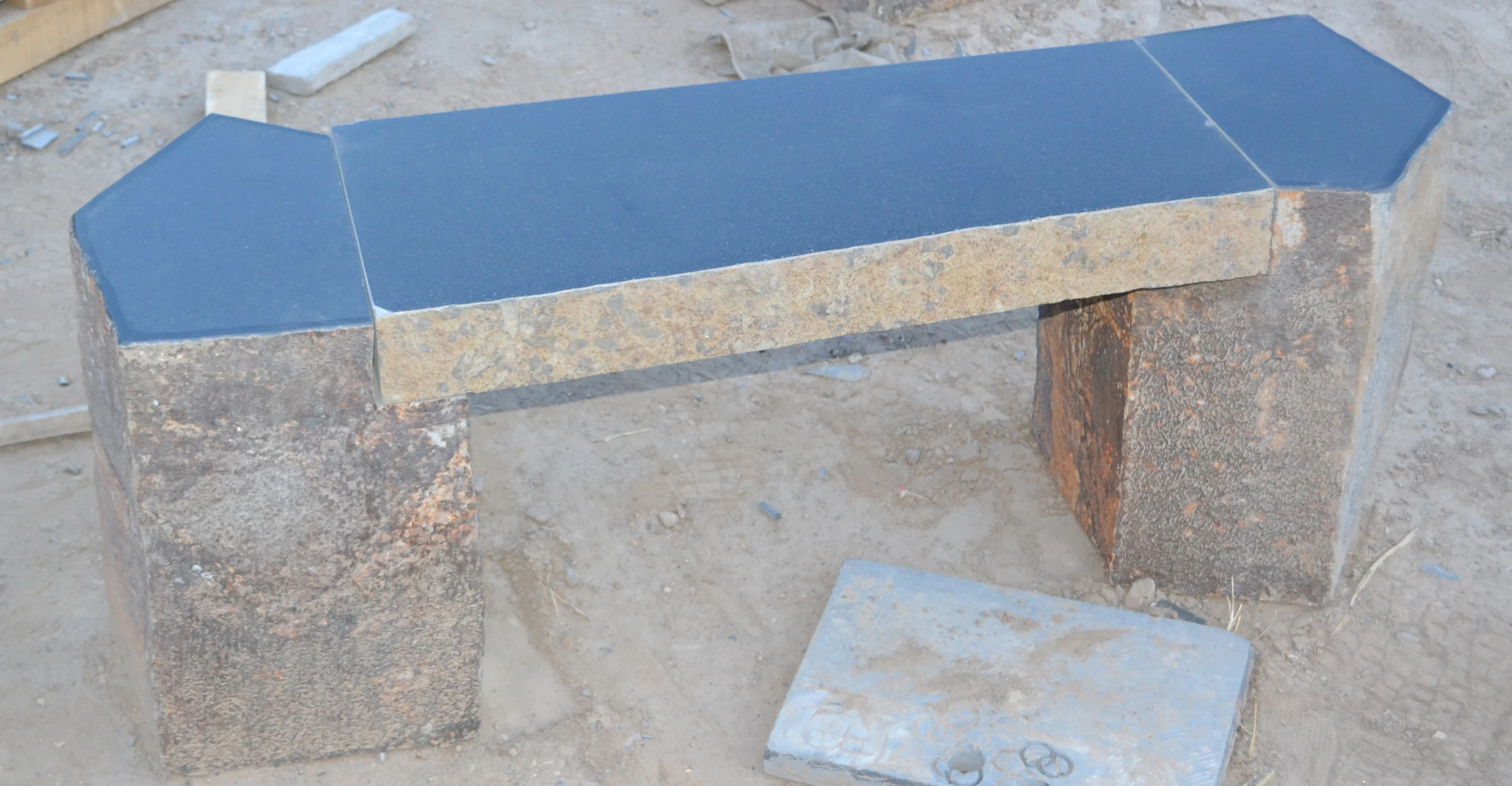 New Design Outdoor Decorative Natural Stone Long Monolithic Black Boulder Polished Basalt Wavy Bench with Back for Garden Patio