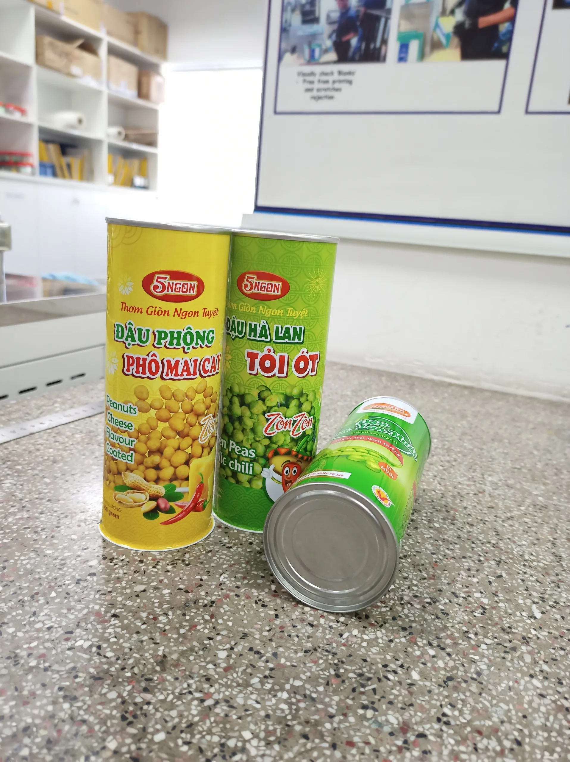 Exported Metal Packaging 3 Pieces Food Canned - Cans Bean/ Nut Cans In Cylinder Shape With 4 To 6 Colors Customized Packaging