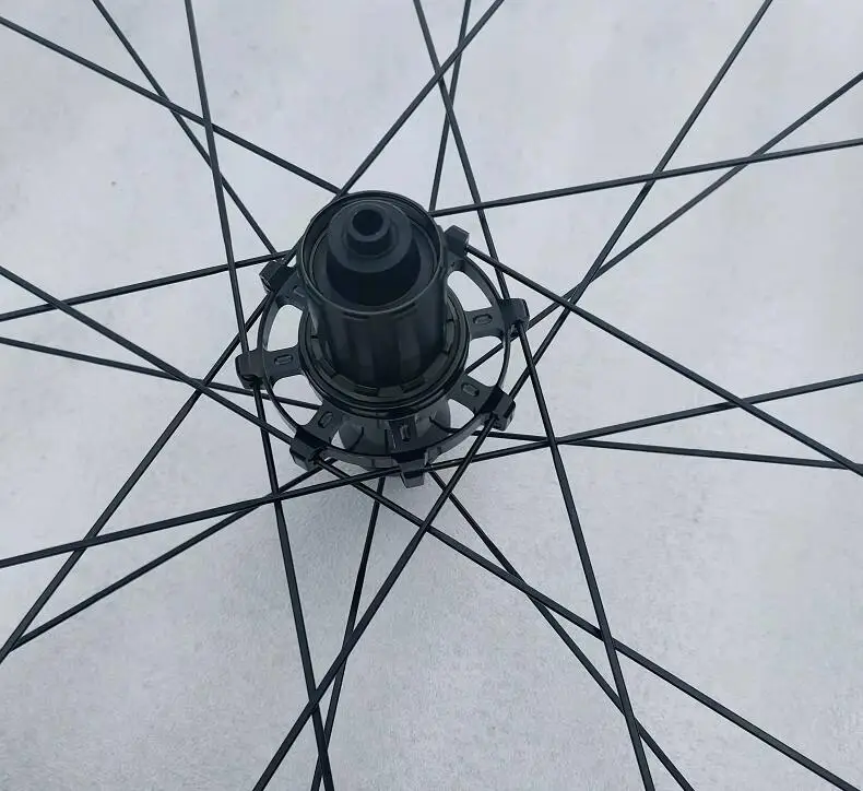 road bike bicycle 700*20 24H alloy 6061 aluminium 40MM rim 4+2 sealed bearings 10 11 12sp casset hub straight pull wheelset