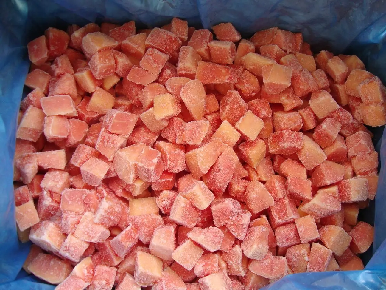 2022 Frozen papaya - High Quality Frozen  Papaya Dice - Papaya seed - 12 months shelflife from Vietnam