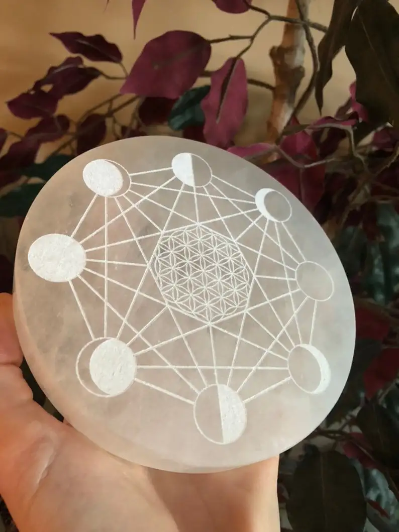 Selenite Charging Plate Metatrons Cube Flower of Life Moonphase Etched New Year Sale Crystal Buddhism Feng Shui Crystal Image