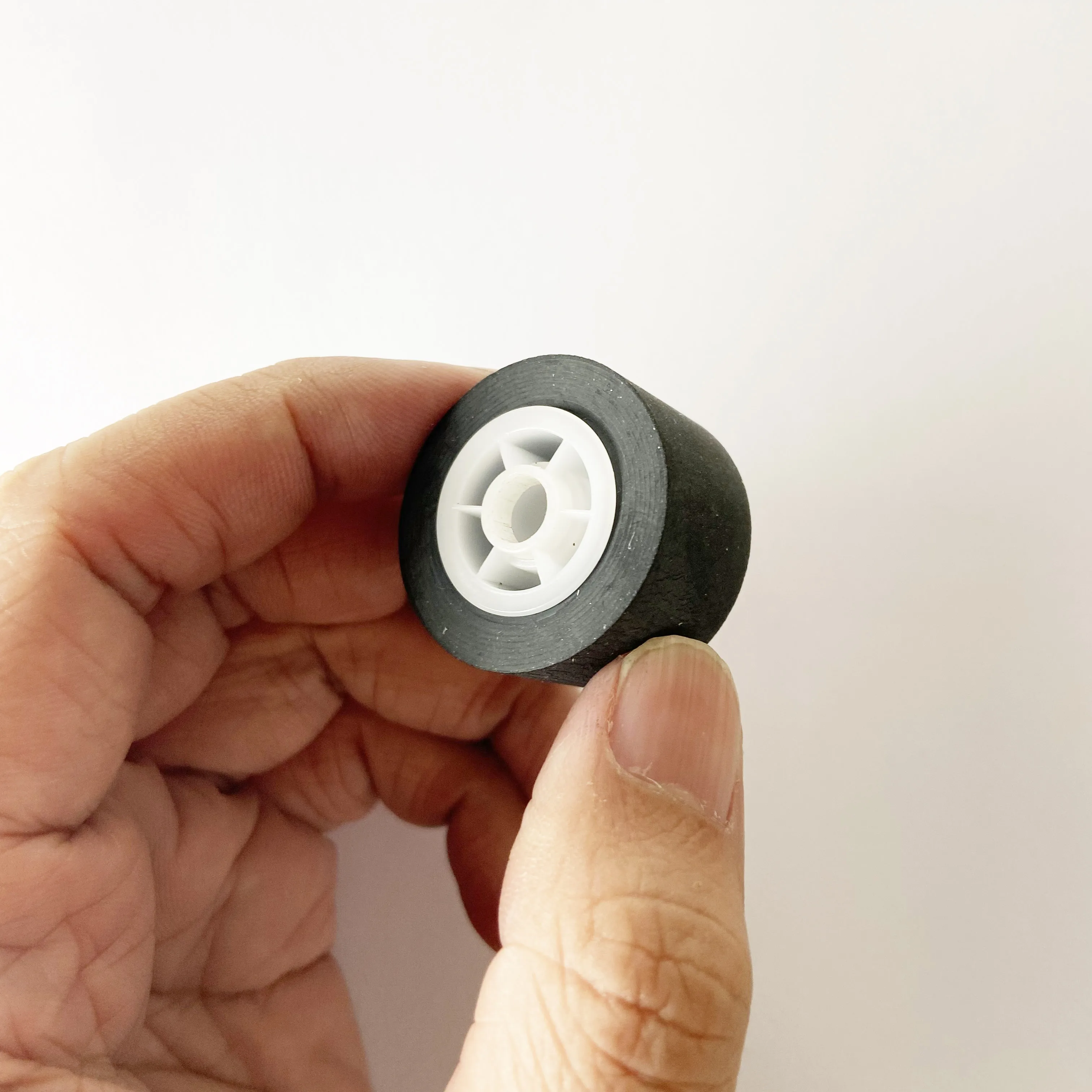 High concentricity rubber coated bearings