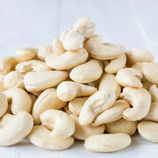 
Dried style and raw processing kind CASHEW NUTS BB 