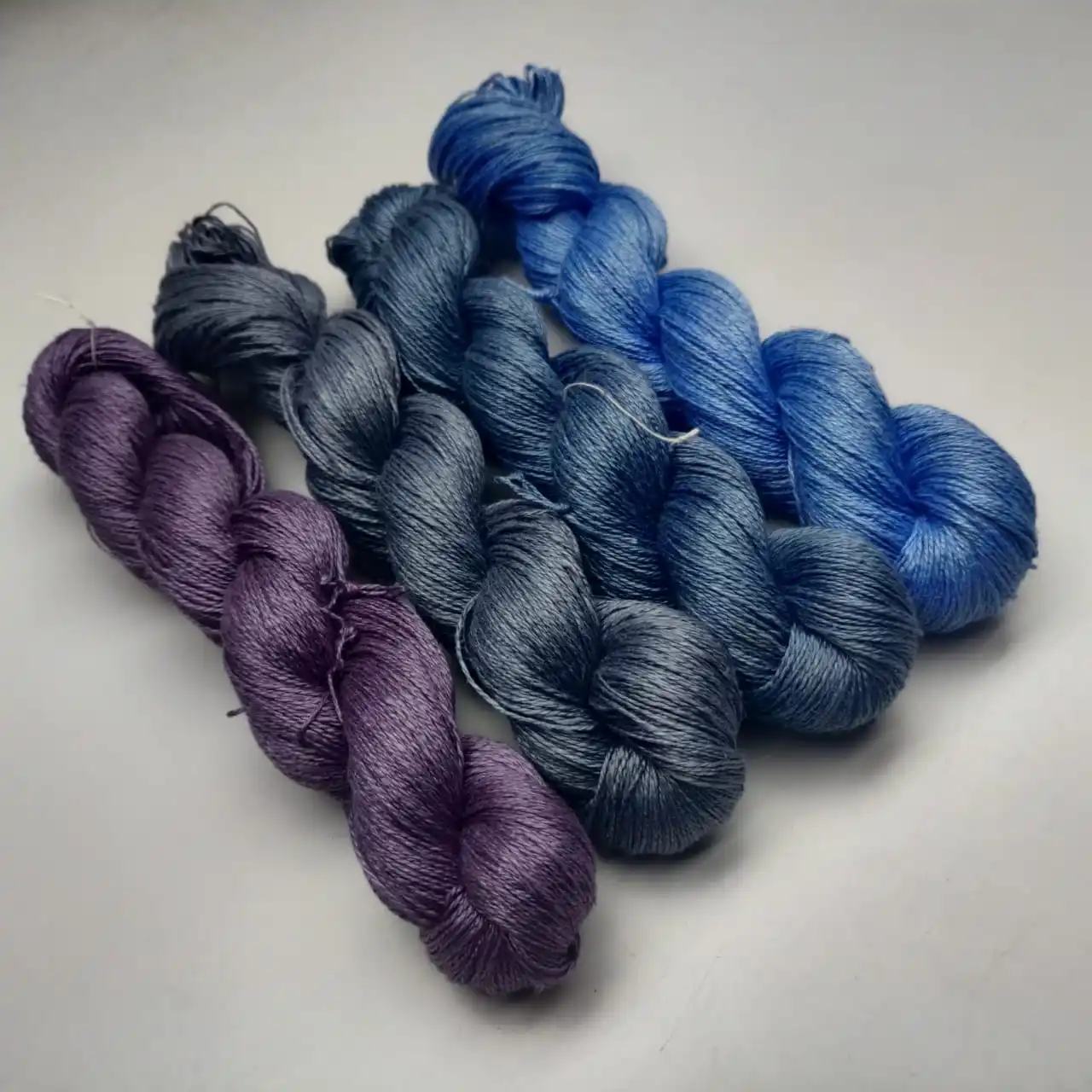 
RECYCLED LINEN YARN 