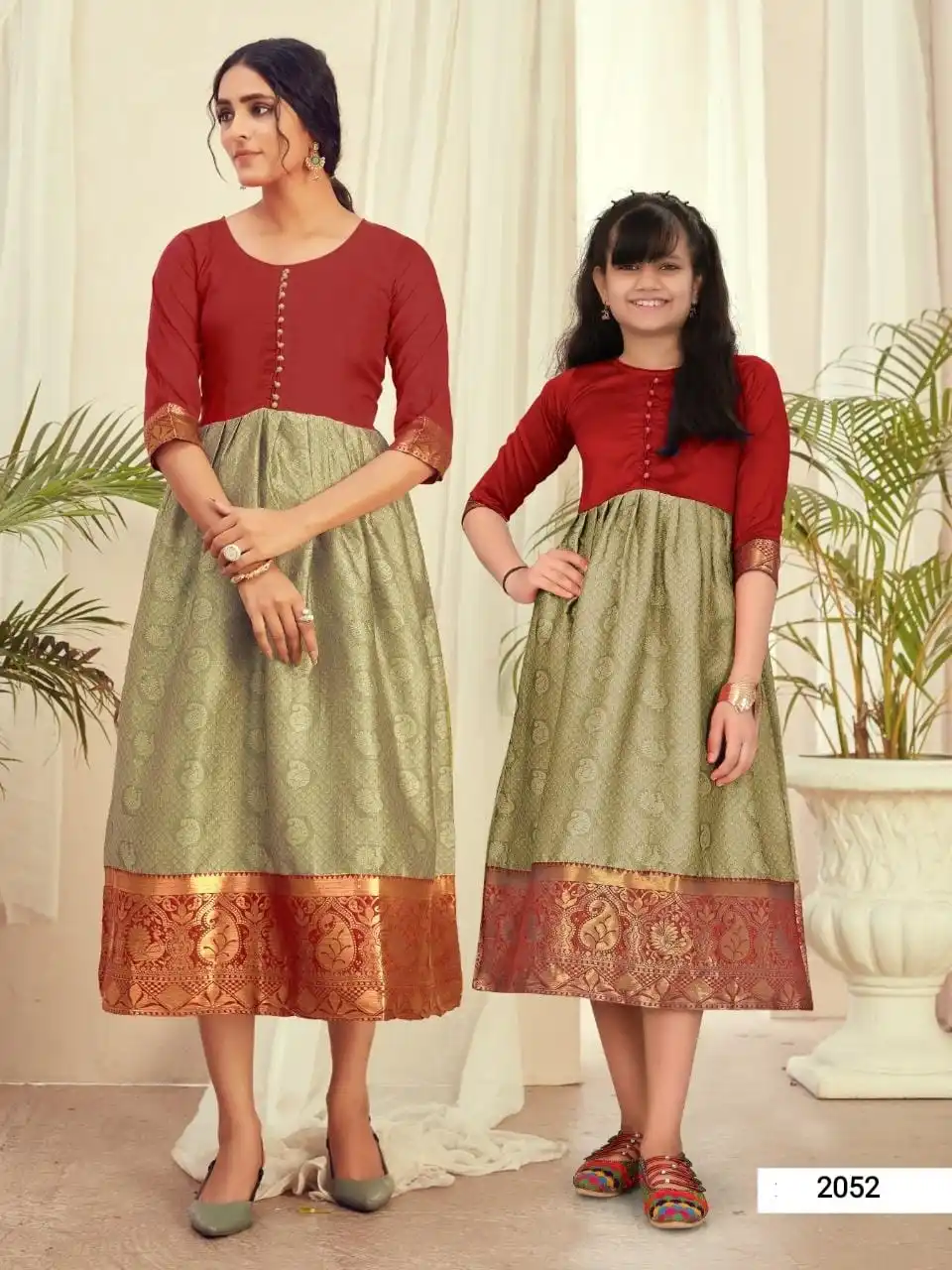 Трендовая шелковая длинная курта для мамы и дочки дам девочек детская одежда особых случаев