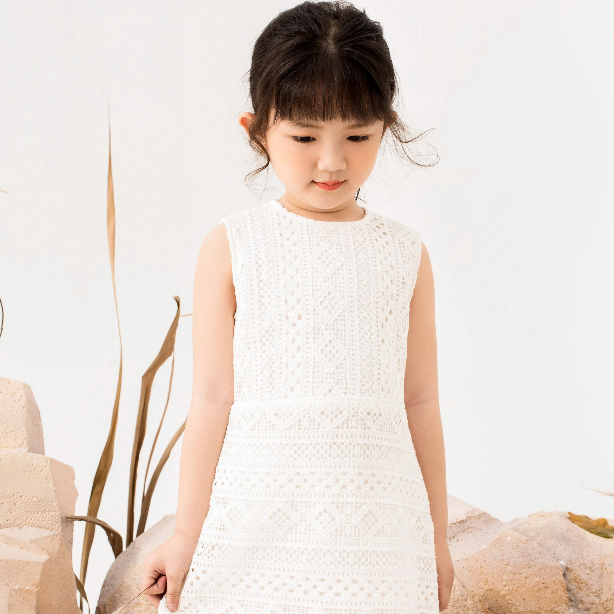 
Cheap New Model 4-12 Year Old Kids Party White Girl Dress 